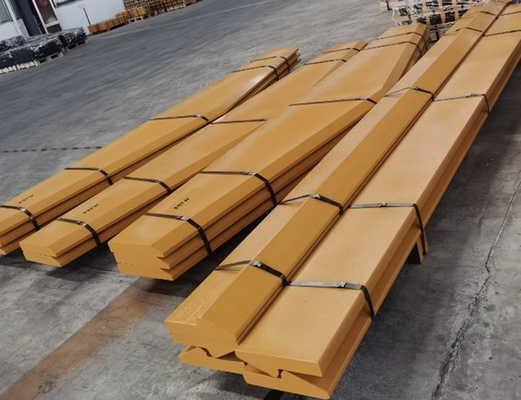 Loader weld on spade base edge 9V4650