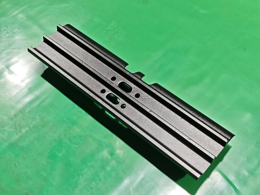PC120-5/700 Triple Grouser track shoe Pitch