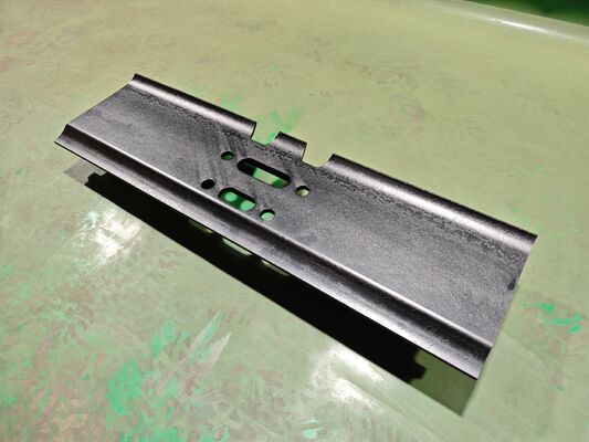  320 Track Shoe-800mm Triple Grouser track shoe Pitch