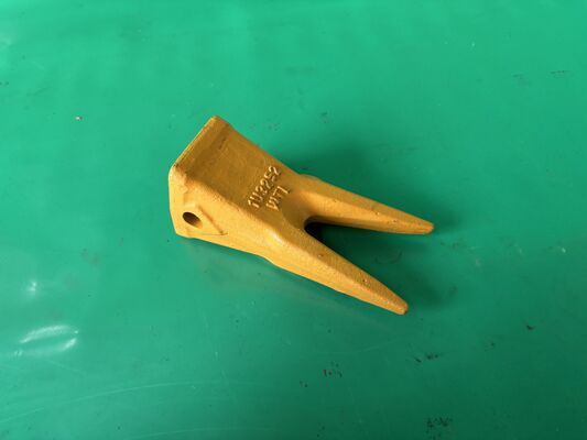 Wear Parts 1U3252WTL Excavator Bucket Teeth Rock Tooth Dirt Tractor Teeth/Tooth for Backhoe Loader J250 Excavator