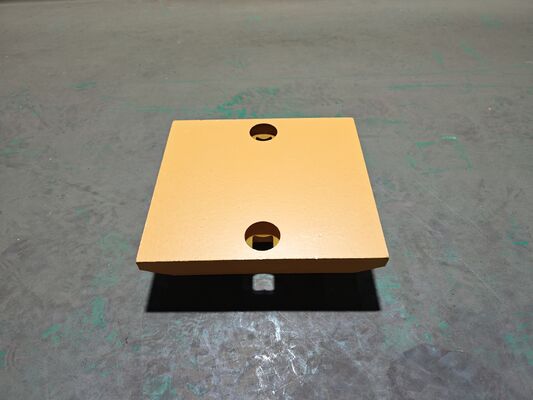 1324715B Cat Style Bolt on Cutting Edges for Loader