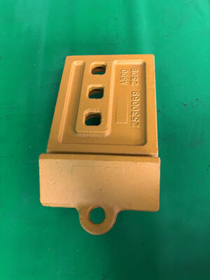 2530069 Cast Half Arrow Edge End 3 Holes 966G 966H 966M 972G