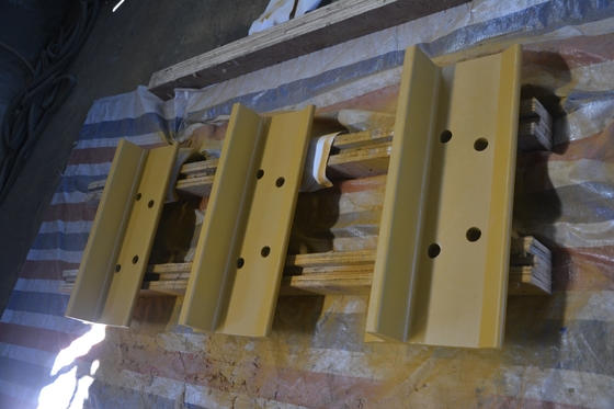 HRC 20 Track Shoe Plate D475A Rubber Pads Excavator