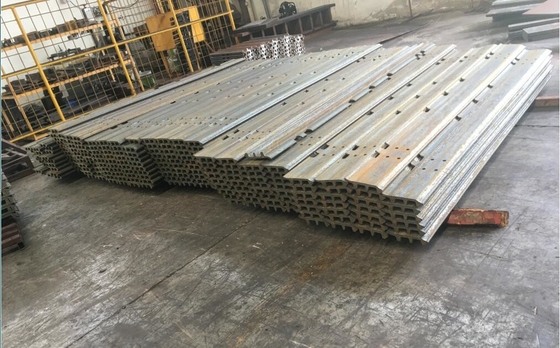 600mm Excavator Track Shoe Plate PC300-6 216 Link Pitch Track Plates