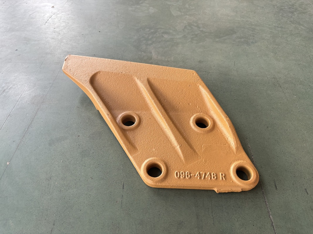 0964748 RH Excavator Side Cutter 10.6KG for 315 Bucket Wear Part